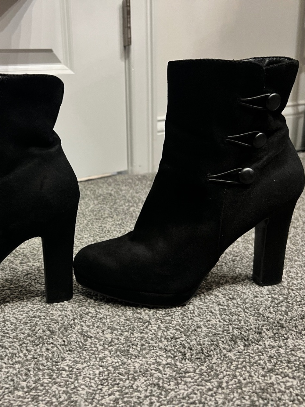 High heel ankle boots